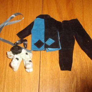 Uneeda Wendy Elite Barbie doll clone clothes black velvet walking the dog